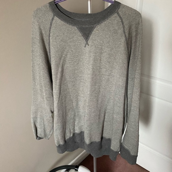Abercrombie and Fitch Grey Sweater - Picture 8 of 9